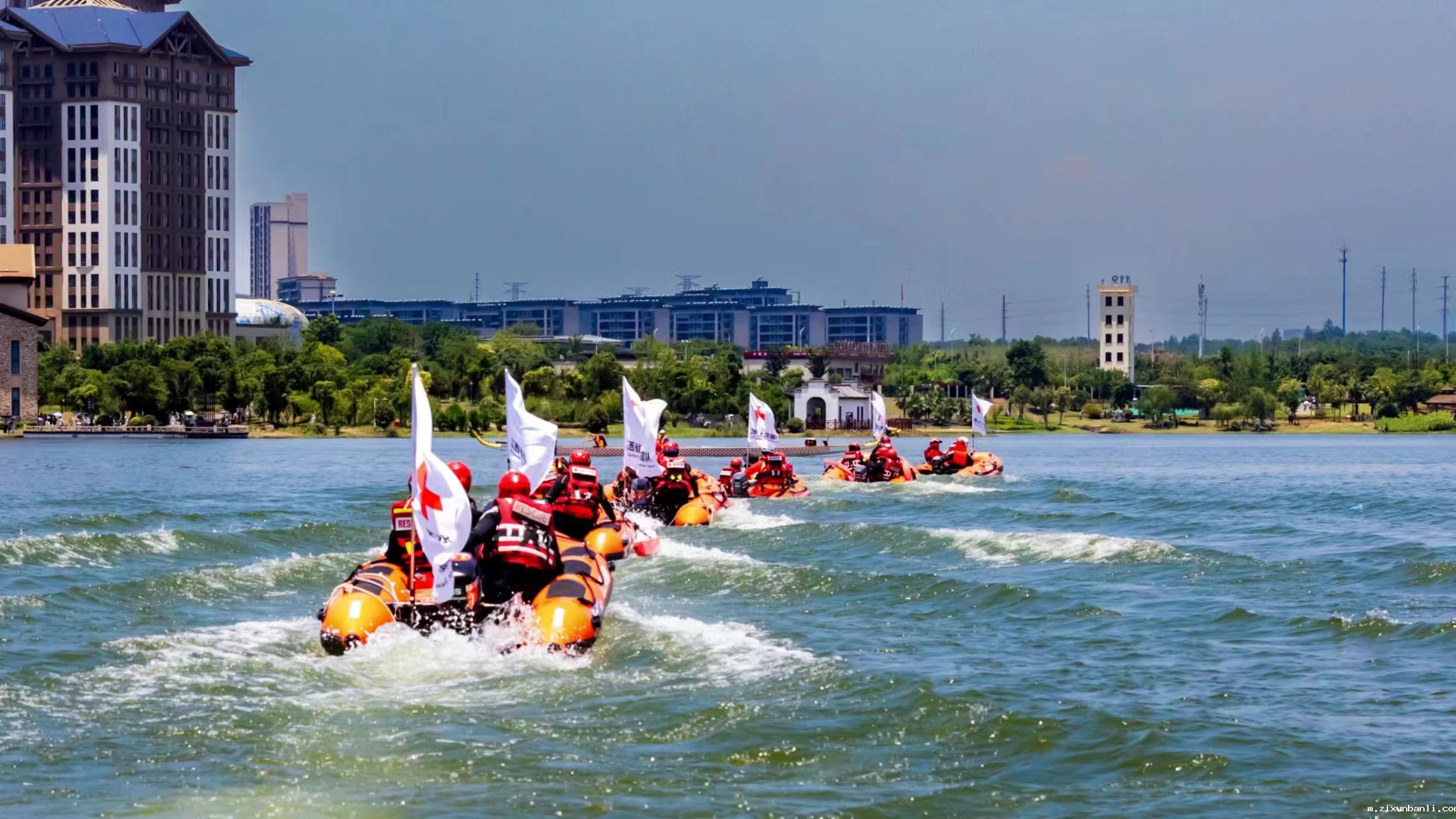 应急救援综合演练.jpg 应急救援综合演练.jpg